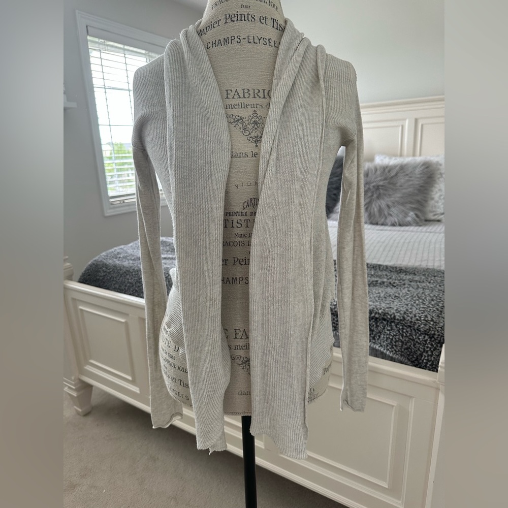 Aritzia Wilfred Light Gray Open-Front Ribbed Cardigan Sweater
